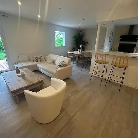 Semesterbostad Maison De Plain-pied Le Cendre