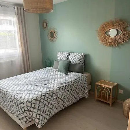 Holiday home Maison De Plain-pied Le Cendre