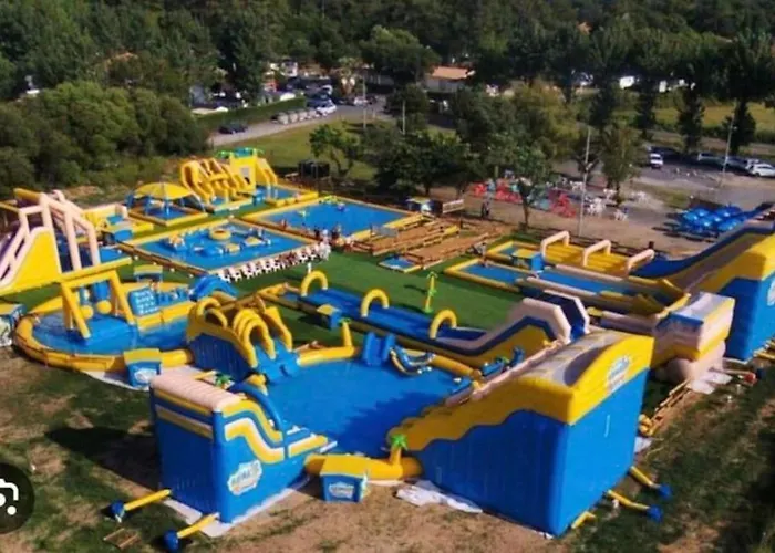 Hébergement de vacances Maison De Plain-pied Le Cendre