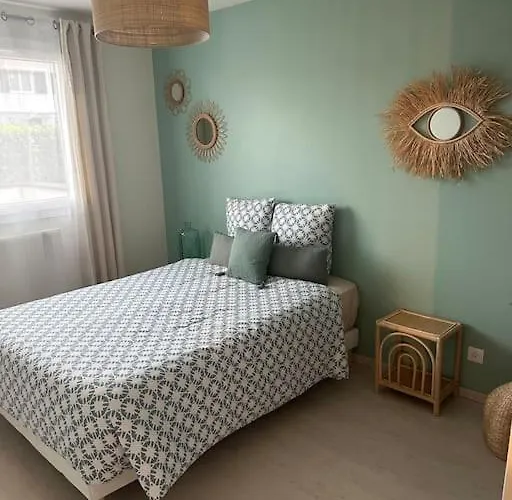 Hébergement de vacances Maison De Plain-pied Le Cendre